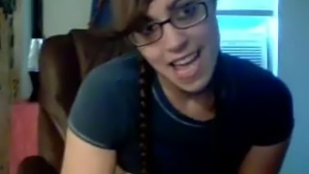 Beautiful  Girl Webcam Masturbates