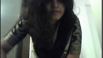 Indian Hot Amateur Wife