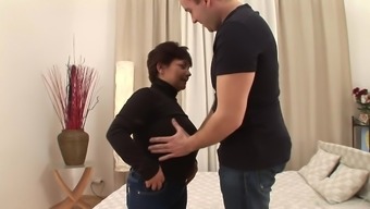 A Hard Fuck For A Kinky Mature