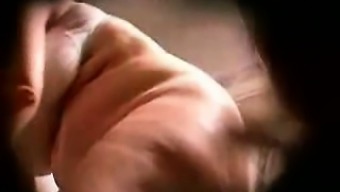 Hidden Cam Mum Washing Pussy In Toilet