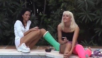 Fetish-Concept Presents: Maxi Und Vivi In Gips