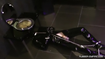 Die Studio Toilette