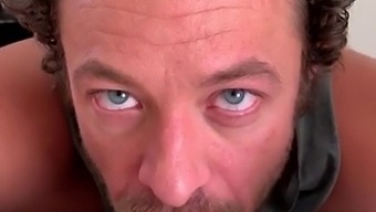 My Apartment Manager Called Me Into Her Office And Convinced Me To Eat Her Pussy