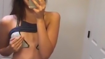 Short Little Periscope Stream From Toilet - Ammeliaanne977
