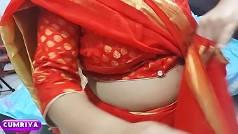Bhabi With Saree – Red Hot Neighbour’s Wife Cumriya