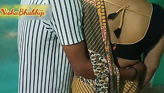 Fucking My Neighbor Saree Aunty