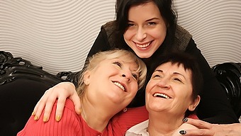 Two Mature Lesbians Pleasing A Hot Young Lesbian Babe - Maturenl