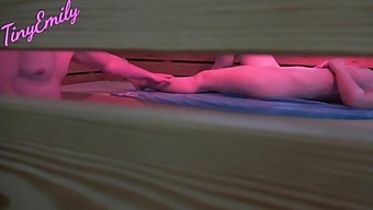 Mein Erstes Mal In Der Sauna!!! Ohne Gummi, Ao-Creampie