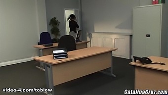 Kerry Louise - Licensedtoblow