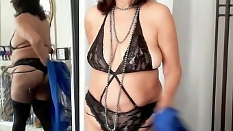 Mature New Year’s Hairy Pussy  Piss Pee! Granny Zilah Luz