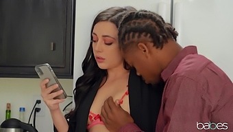 Whitney Wright Receives Cum In Mouth After Being Slammed Hard
