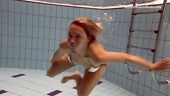 Iva Brizgina Burning Babe Firm Buttocks Underwater