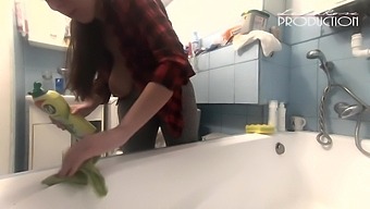 Big Titties Lena Downside While Caressing Bathtube