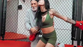 Latina Amateur Gets Naughty With A Big Cock