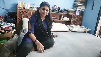 Hot Churidhar Wearing Malayalam Couple’s Passionate Experience
