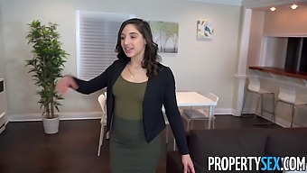 Real Estate Agent'S Lucky Break: Gets To Rent For Free And Have Sex With Beautiful Woman