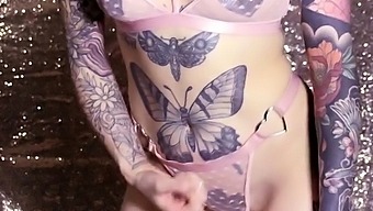 Miss Flora Vanity'S Valentine'S Day Solo Webcam Experience